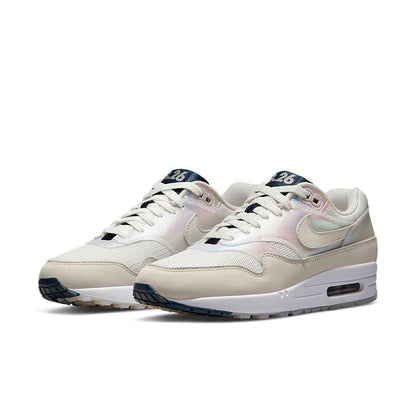 Nike Air Max 87 &