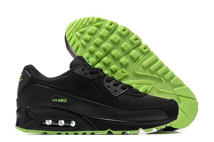 Nike Air Max 90 &