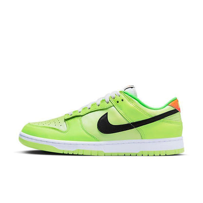Nike Dunk Low &
