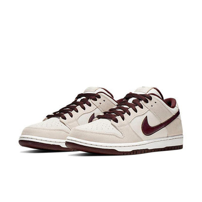 Nike SB Dunk Low &