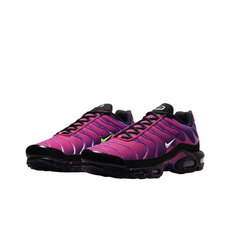 Nike Air Max Plus &
