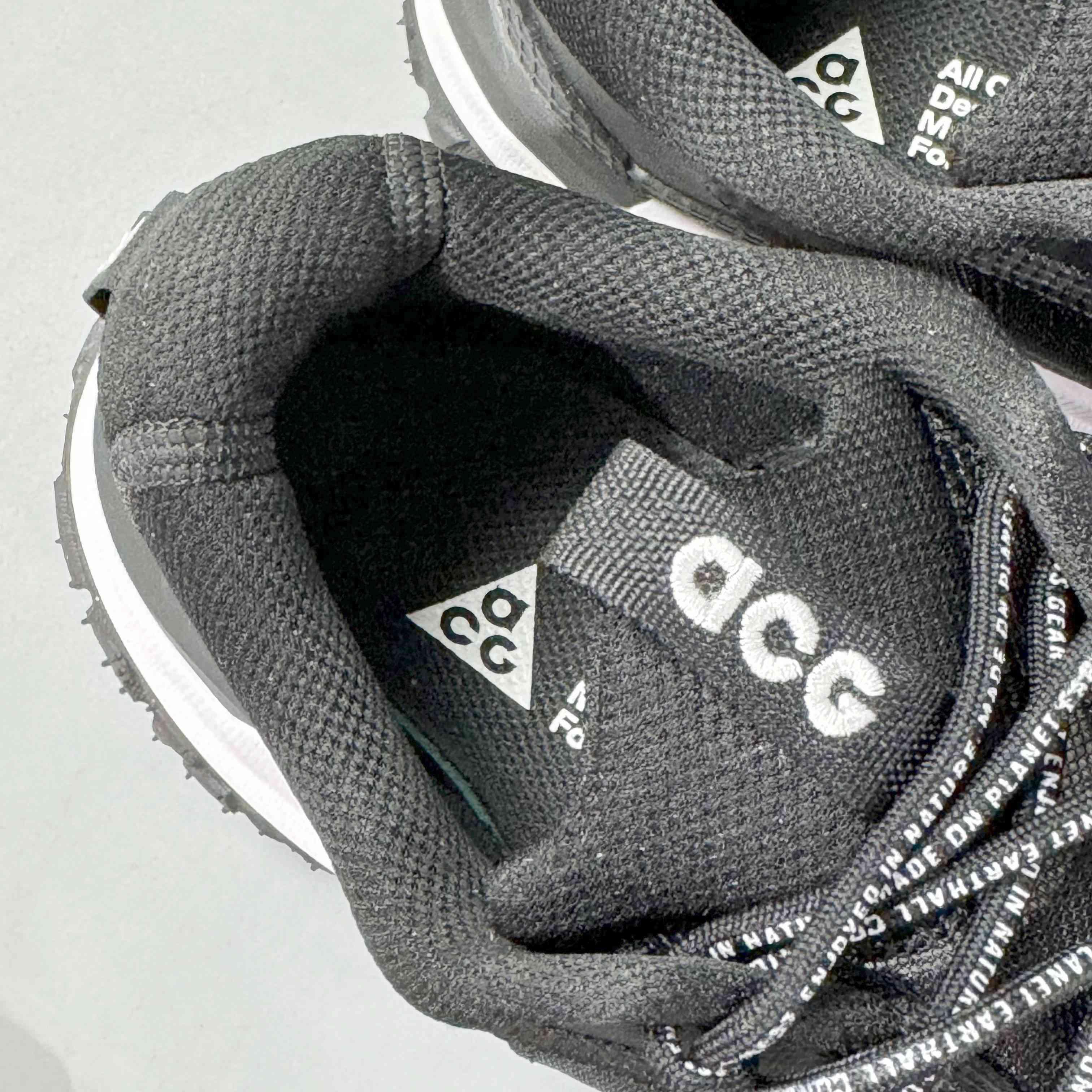 Nike ACG Mountain Fly 2 &