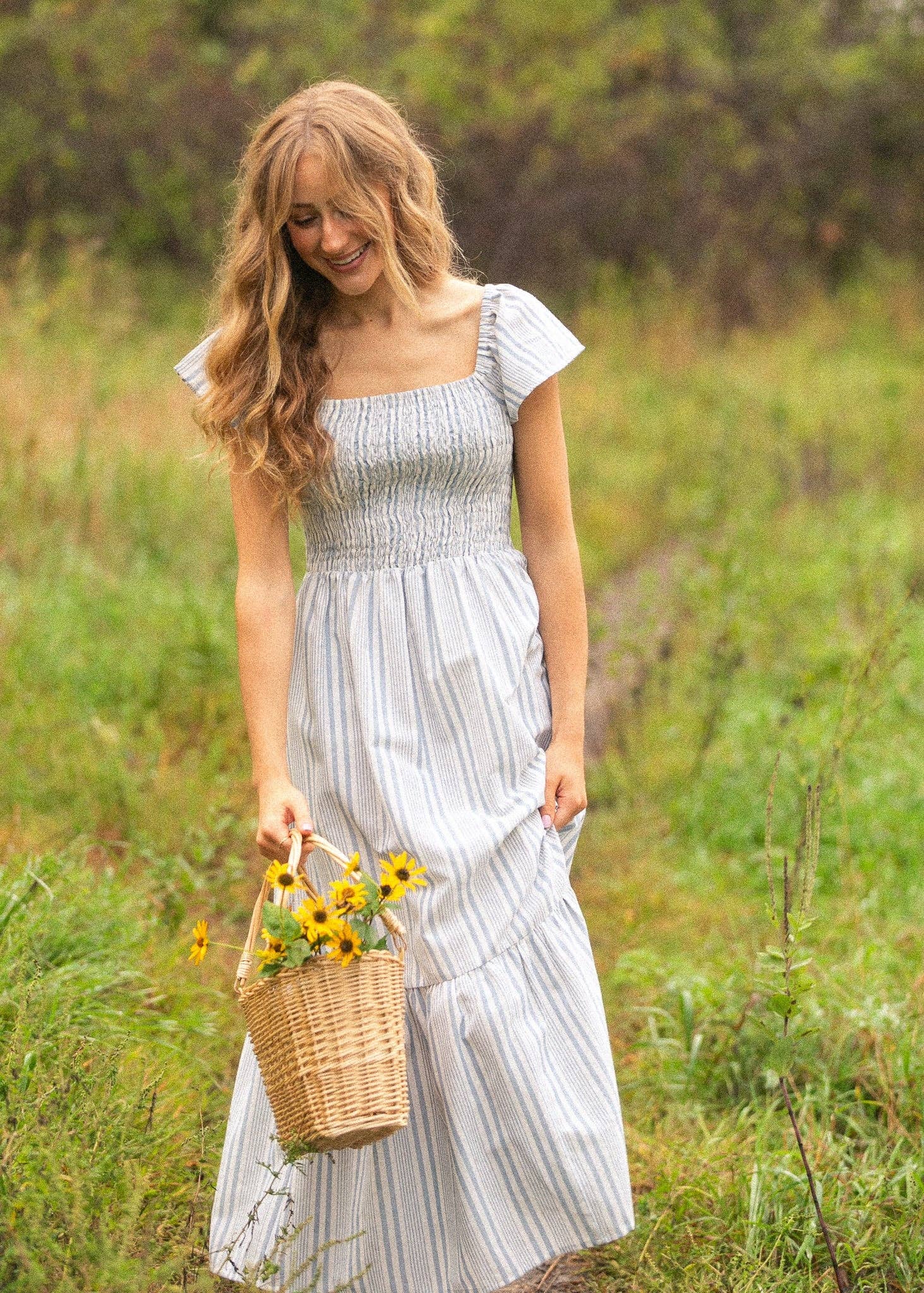 Summer Flutter Sleeve Midi Dress: XL