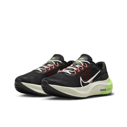 Nike Zoom Fly 5 &
