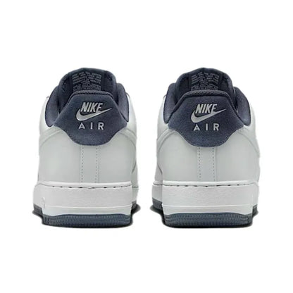 Nike Air Force 1 Low &