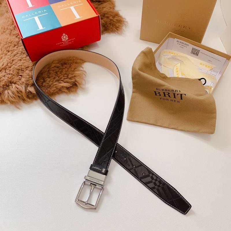 Burberry Leather Vintage Belt &