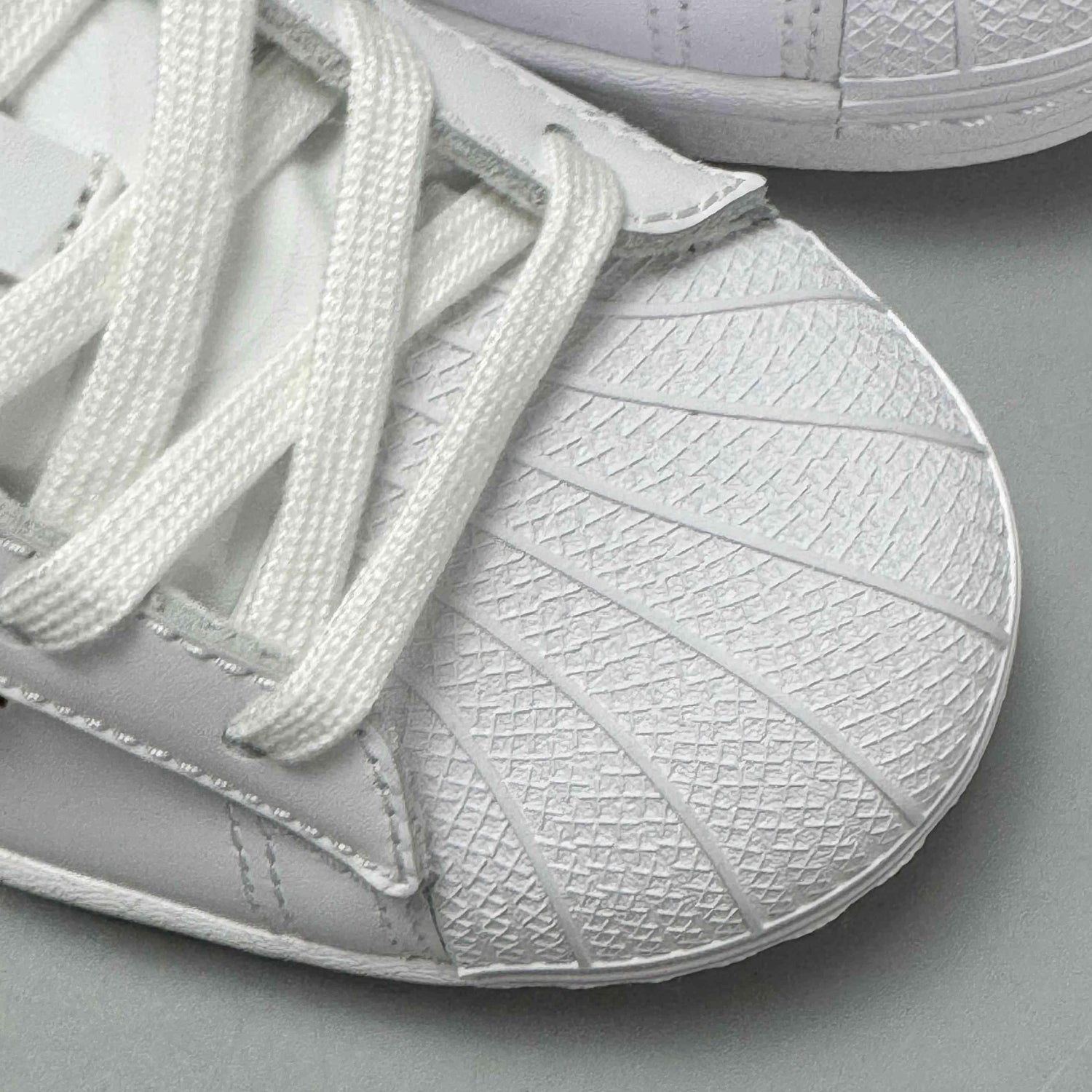 Adidas Superstar &