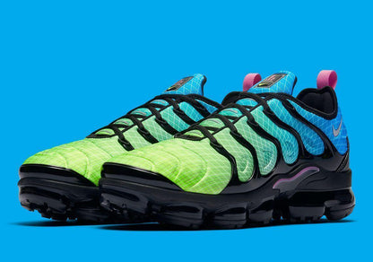 Nike Air VaporMax Plus &