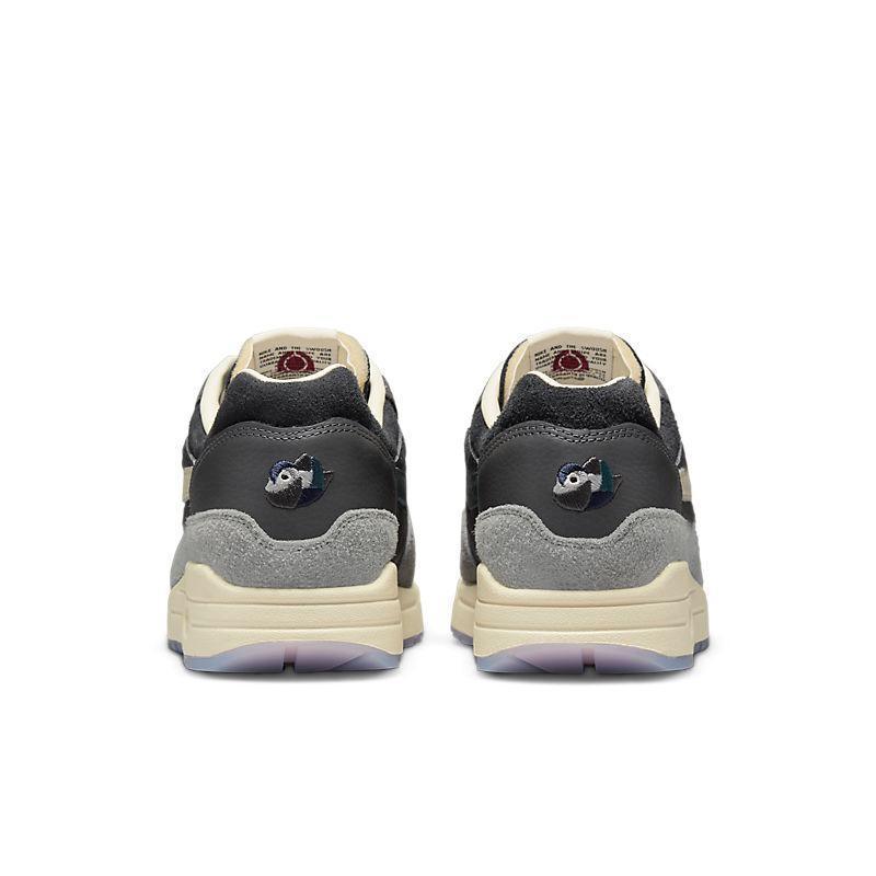 Nike Air Max 87 &