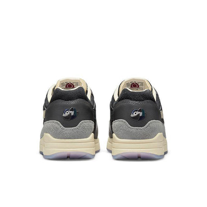 Nike Air Max 87 &