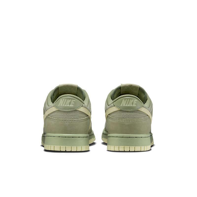 Nike Dunk Low Retro &
