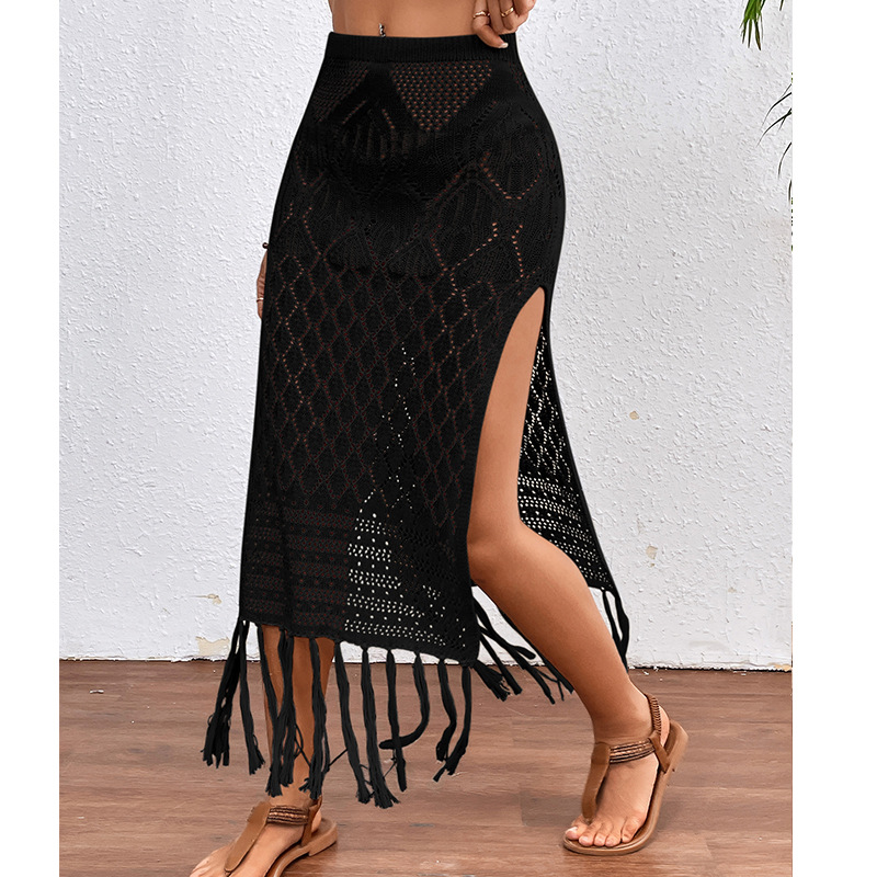 High-slit fringed skirt