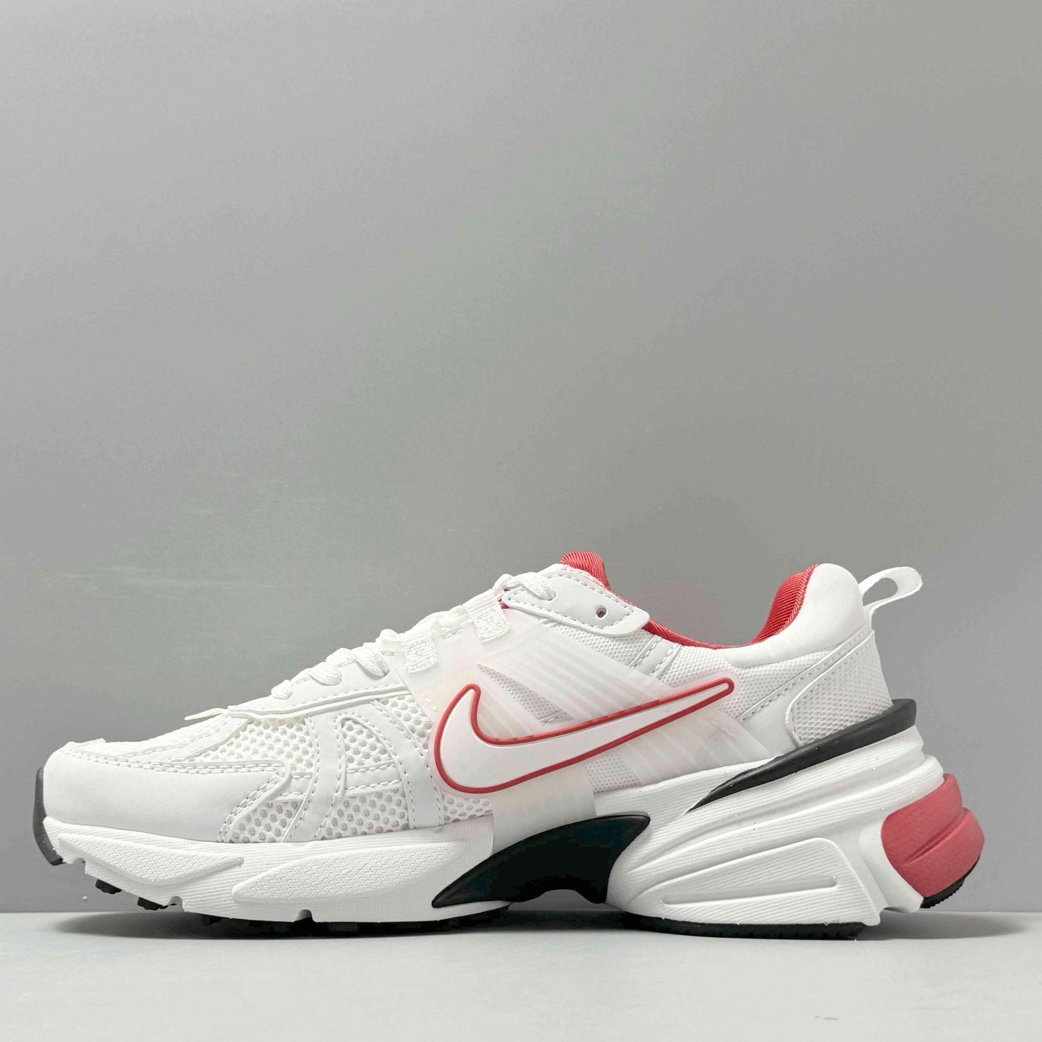 Nike V2K Run &