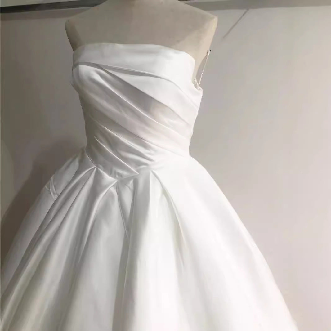Court Satin Strapless Wedding Dress Long Train