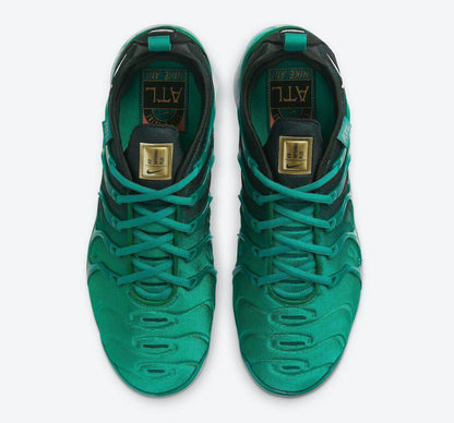 Nike Air VaporMax Plus &