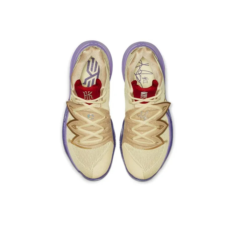 Nike Kyrie 5 &