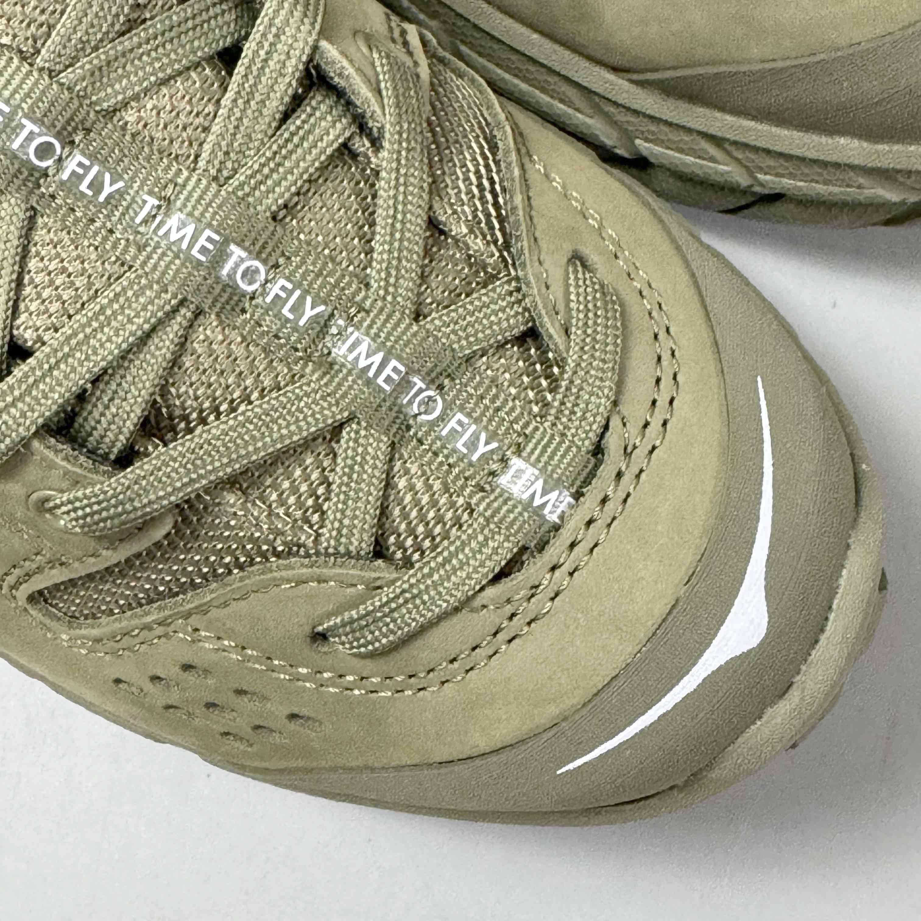 Hoka One One Tor Ultra Low &