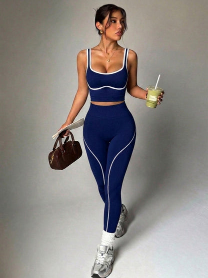 Seamless yoga workout suit