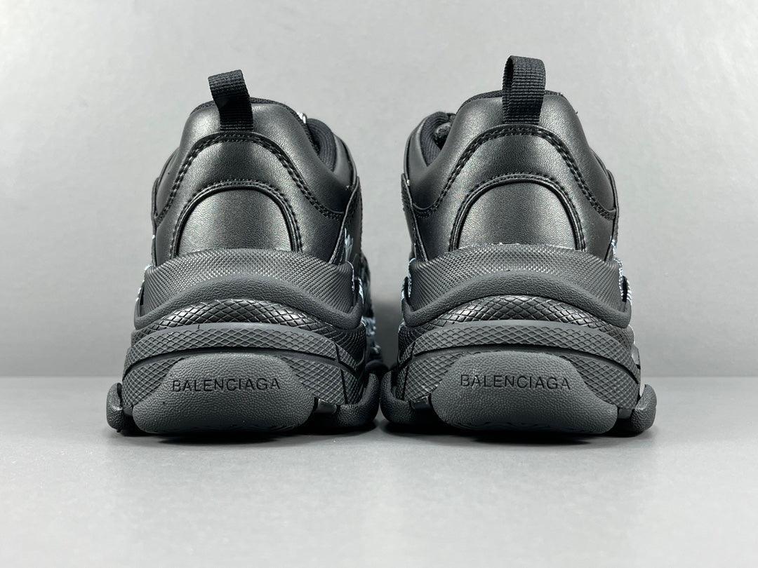 BALENCIAGA TRIPLE S SNEAKER