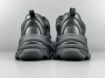 BALENCIAGA TRIPLE S SNEAKER