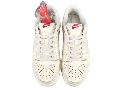 Nike Dunk Low &