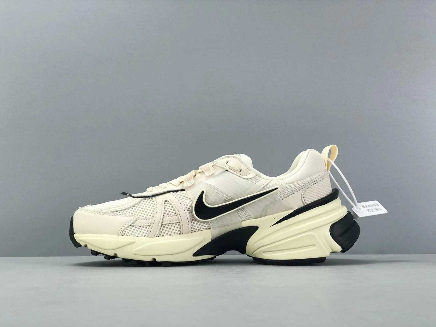 Nike V2K Run &