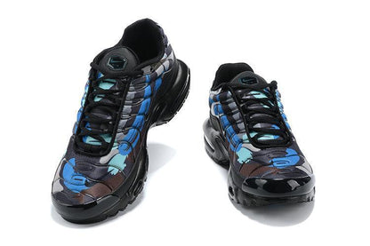 Nike Air Max Plus &