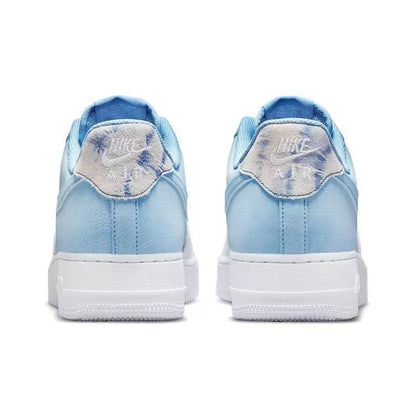 Nike Air Force 1 &