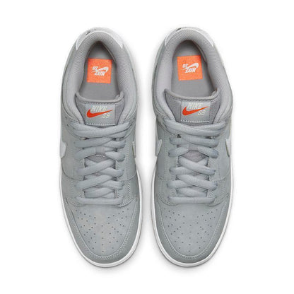 Nike SB Dunk Low &