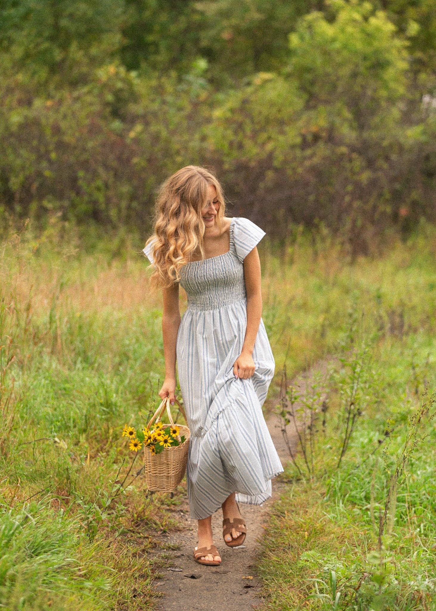 Summer Flutter Sleeve Midi Dress: XL