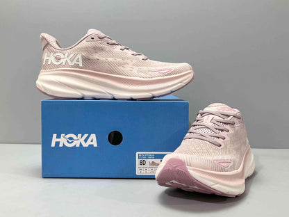 Hoka One One Clifton 9 &