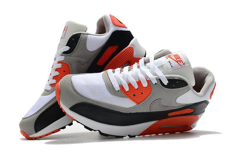 Nike Air Max 90 &