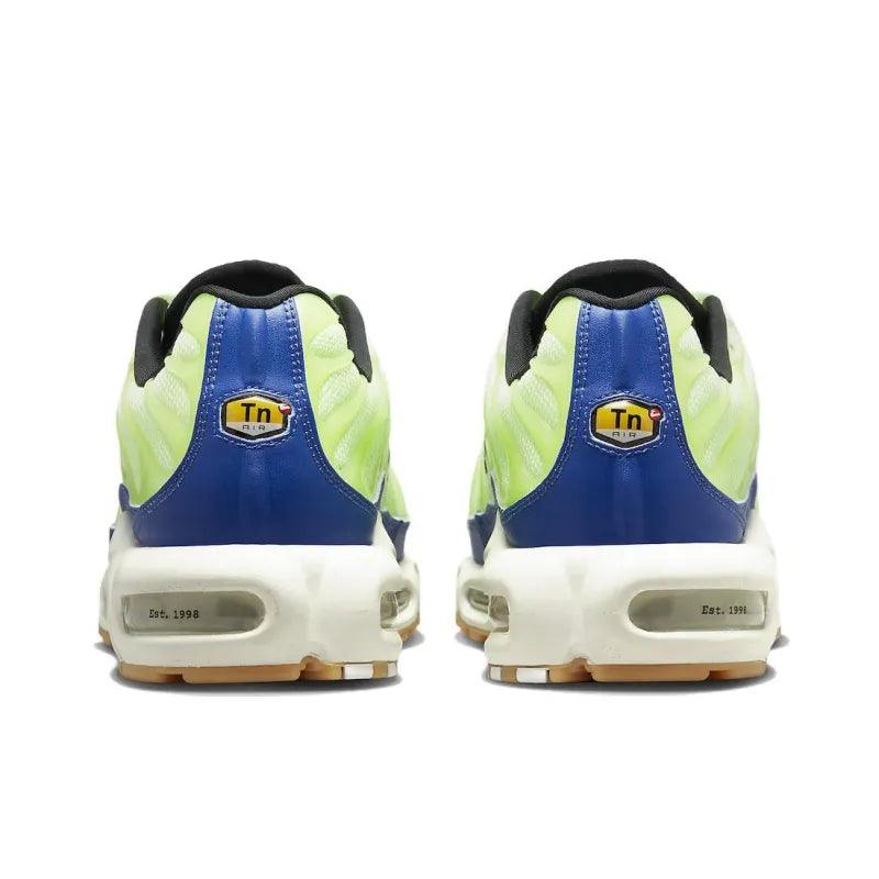 Nike Air Max Plus SE &