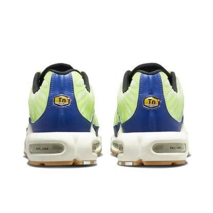 Nike Air Max Plus SE &