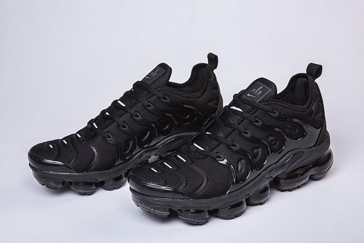 Nike Air VaporMax Plus Triple Black Sneakers – All-Day Comfort