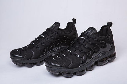 Nike Air VaporMax Plus Triple Black Sneakers – All-Day Comfort