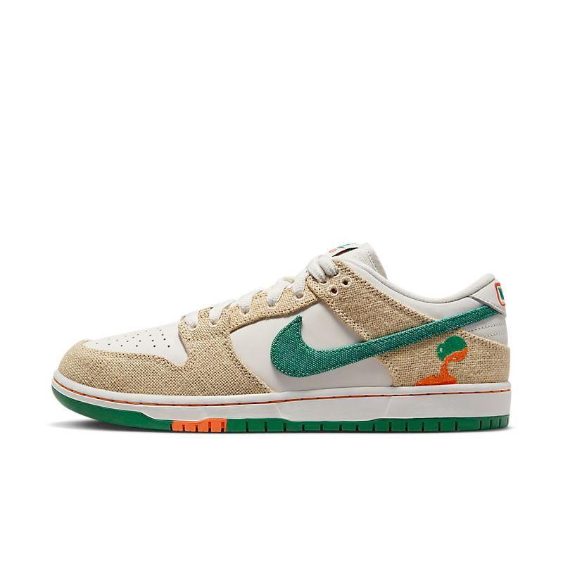 Nike SB Dunk Low &