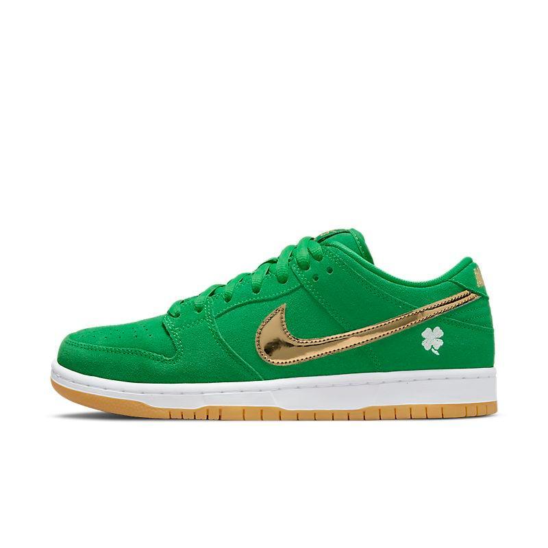 Nike SB Dunk Low Pro &