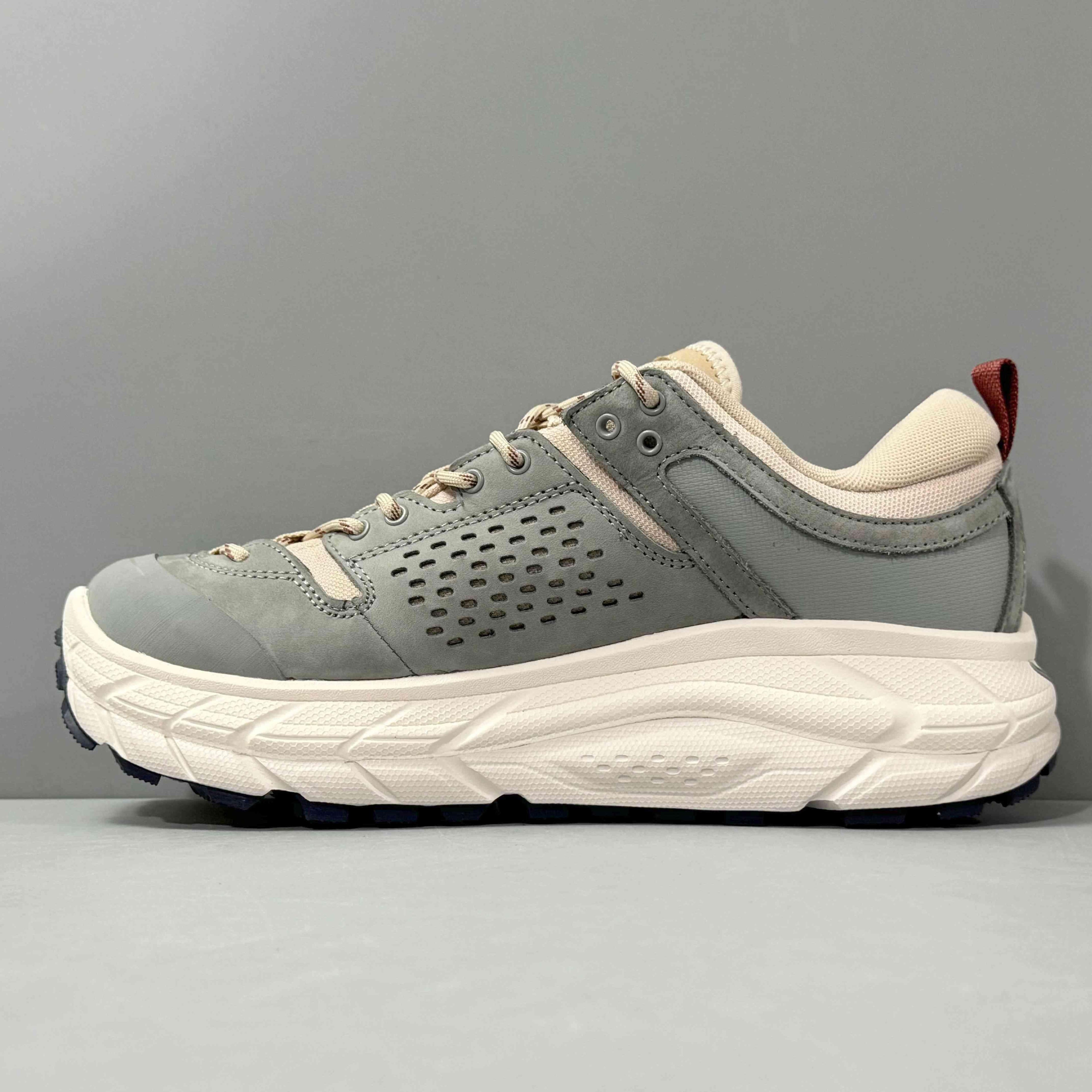 Hoka One One Tor Ultra Lo Limestone Shifting Sand