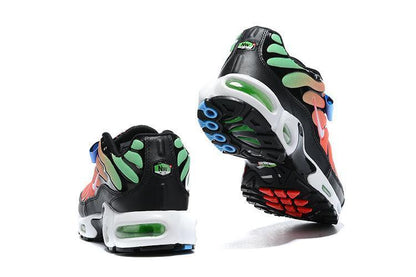 Nike Air Max Plus &