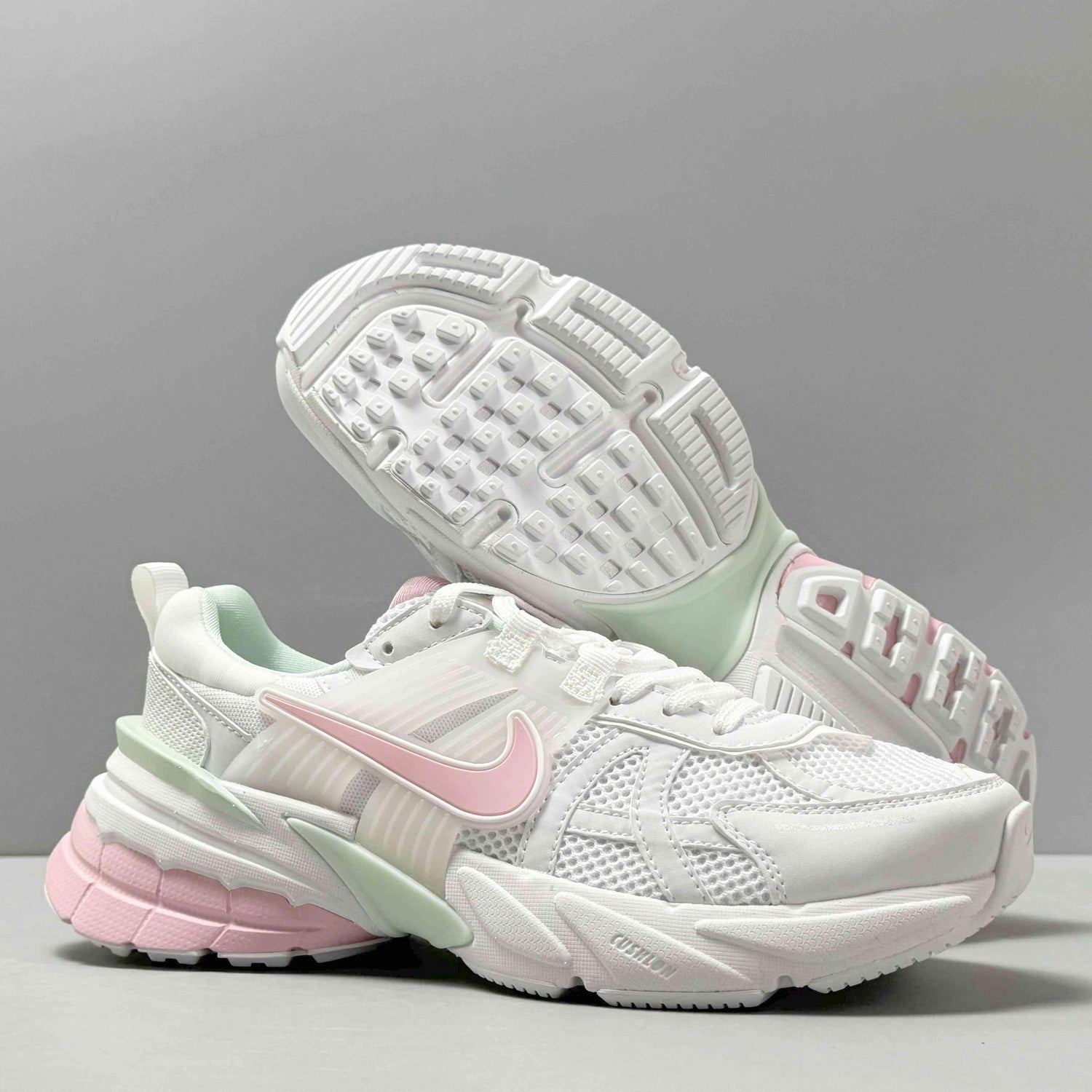 Nike V2K Run &