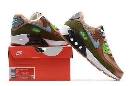 Nike Air Max 90 &