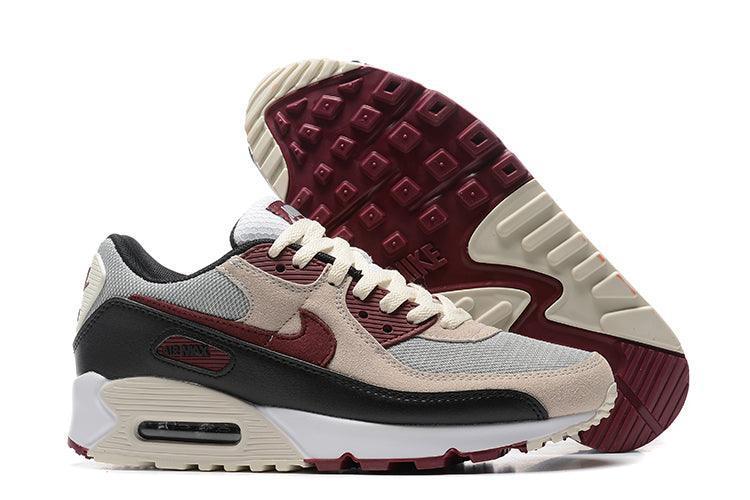 Nike Air Max 90 &