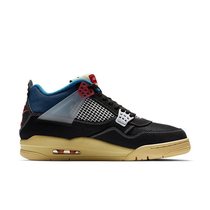 Air Jordan 4 Retro &