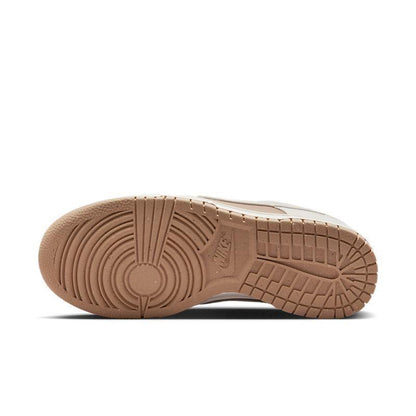 Nike Dunk Low &