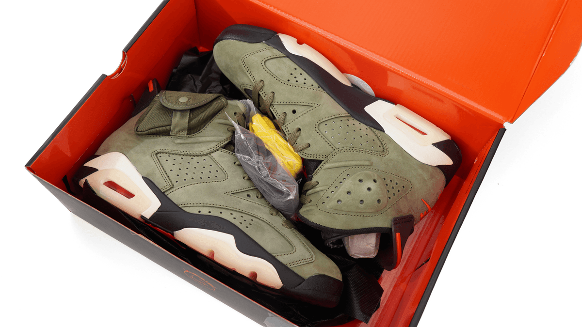 Travis Scott x Air Jordan 6 Retro &