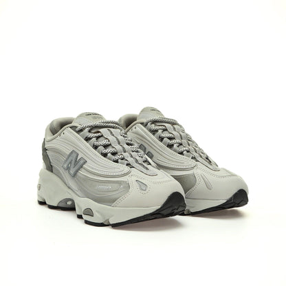 New Balance 1000 &