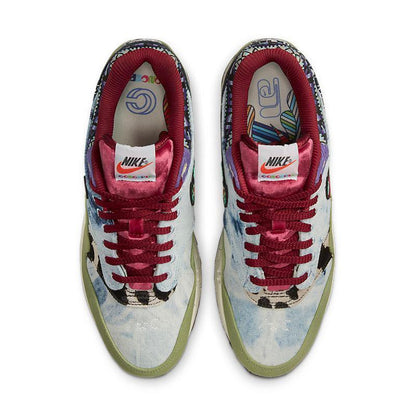 Nike Air Max 1 &