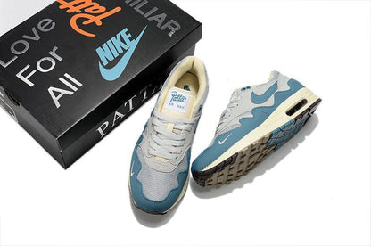 Air Max 87 &