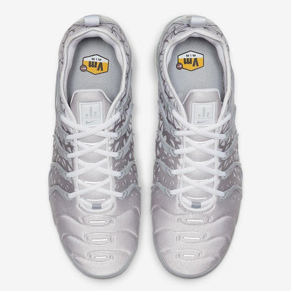 Nike Air VaporMax Plus &